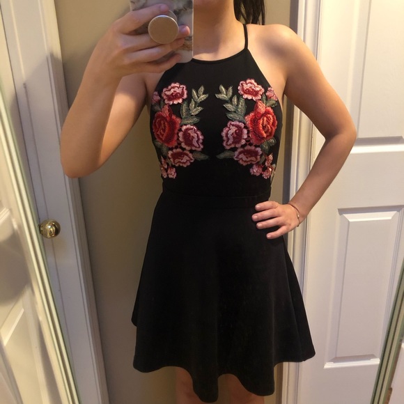 Guess Cocktail Dress - Picture 1 of 4